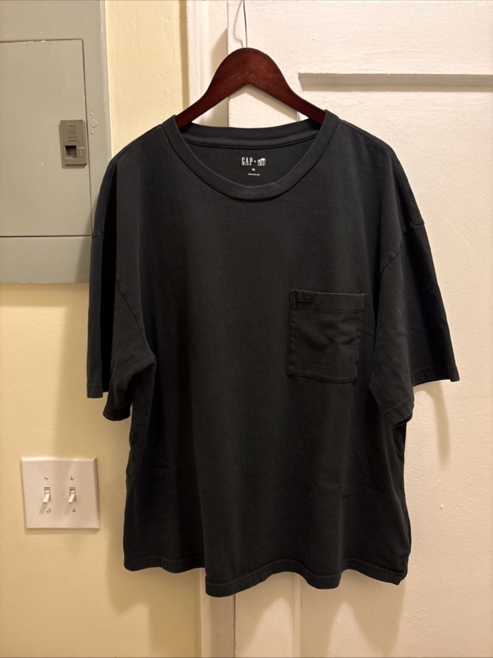 Men’s GAP x Brooklyn Circus Black Short Sleeve Pocket Tee size XL